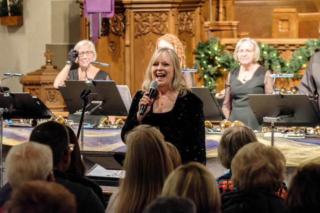 Donate to Kalamazoo Ringers and help support one of Michigan's premier handbell ensembles